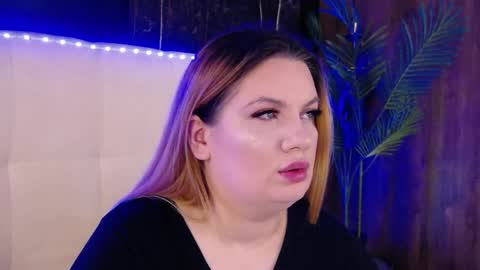 melanniebrown online show from April 7, 4:47 am