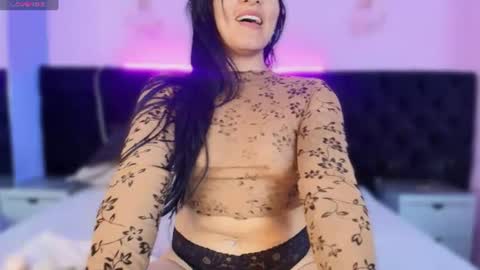 Melannyy 3 online show from June 25, 3:36 am