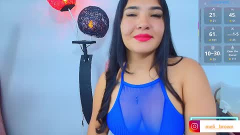    Independent model online show from March 8, 8:18 am