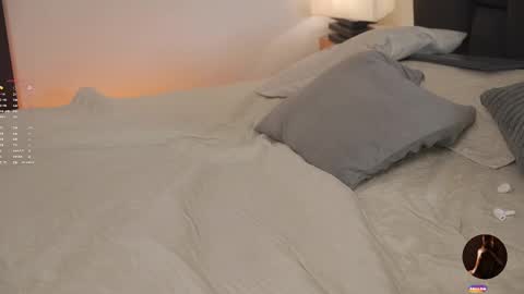 On vacation until Monday online show from October 8, 5:19 pm