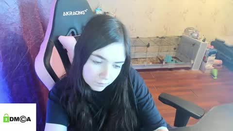 melisanilson online show from April 22, 11:01 pm