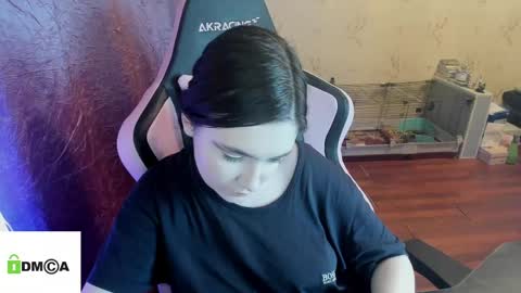 melisanilson online show from April 10, 8:24 pm