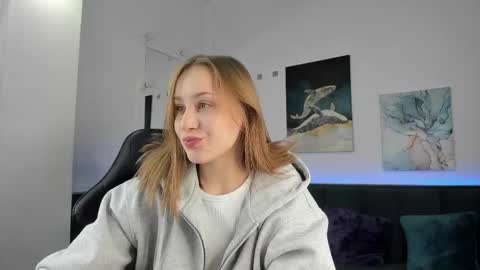 Hi I am Melissa online show from February 3, 6:22 am