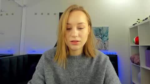 melissa_new22 online show from November 1, 11:59 pm