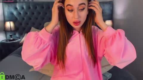 Melissa online show from December 22, 4:50 am