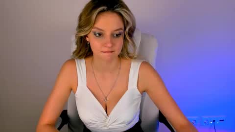 Melissa online show from March 11, 11:26 pm