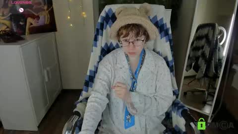 Melissa online show from November 7, 9:39 pm