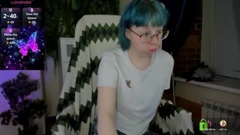 Melissa online show from May 15, 10:50 pm