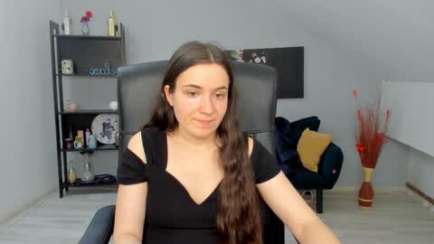 melissawiliam online show from March 25, 12:01 pm