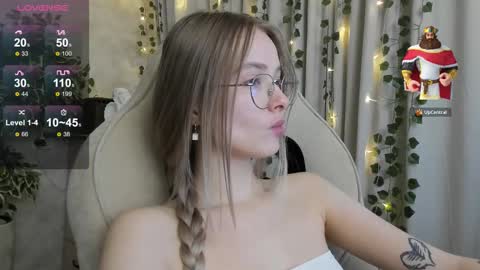 mell milles online show from December 19, 5:08 pm