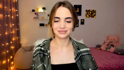 Tessa online show from December 8, 9:08 pm