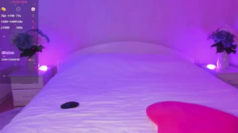 Mellina online show from September 10, 6:53 pm