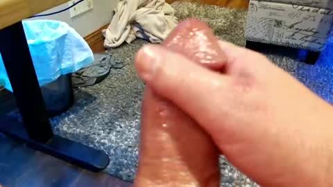 mellomike online show from April 19, 1:50 am