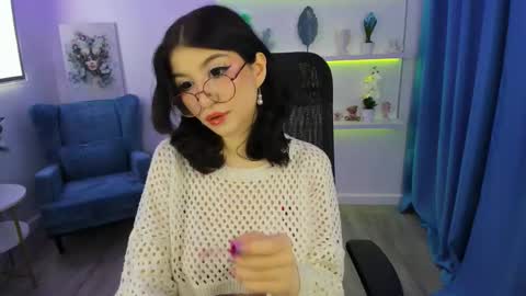 Snapshot of mellsawertyq chatting on September 16, 2:53 pm mellsawertyq online show from September 16, 2:53 pm