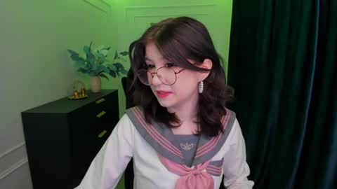 Snapshot of mellsawertyq chatting on September 23, 11:26 am mellsawertyq online show from September 23, 11:26 am