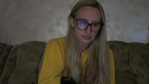 Melly online show from December 22, 7:37 am