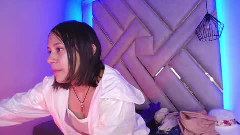  melody  online show from November 16, 12:18 pm