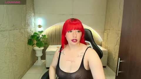 melody_clum online show from May 14, 8:18 pm