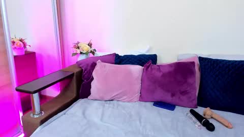 Melody online show from October 16, 8:58 am