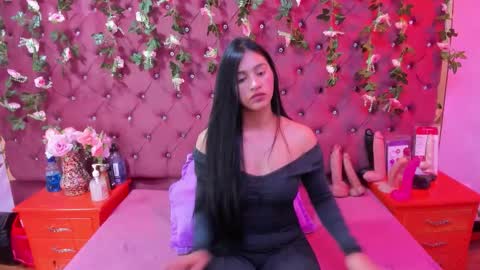 Melodysmithass online show from December 18, 3:13 am