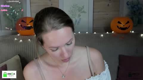 Melody My schedule this week  Wednesday Thursday Sunday online show from October 29, 5:04 pm