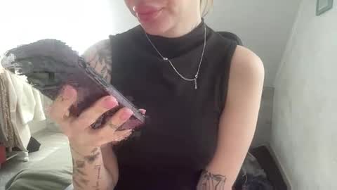 Melodie Sweet online show from February 14, 9:01 am