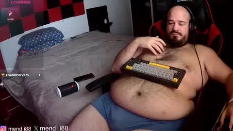 menditeta online show from September 29, 9:25 pm