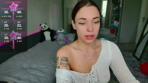Megan online show from May 12, 3:15 am