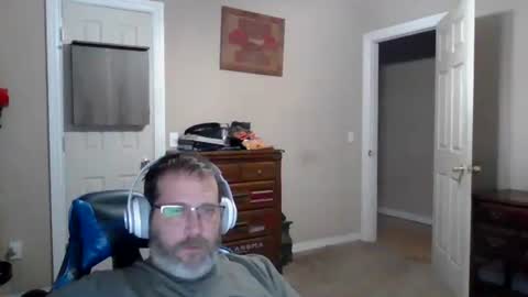 mercer1977 online show from December 4, 9:03 pm