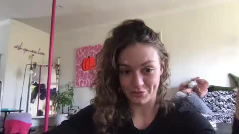 mercychats online show from October 8, 9:43 pm