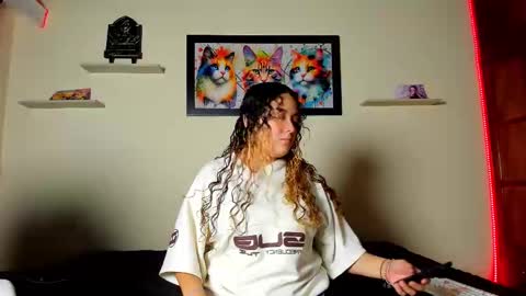 CRISTI AND MEREDIT online show from January 11, 1:00 am