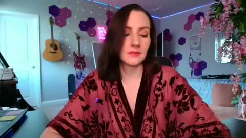 Meredith Bae online show from July 2, 10:04 pm
