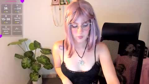 laura 3 i am independent model online show from November 14, 2:14 am