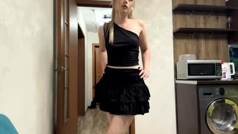 Stefani online show from June 28, 1:40 pm