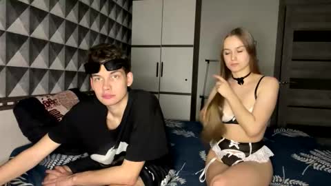 Johnny and Hailey online show from October 19, 6:23 pm