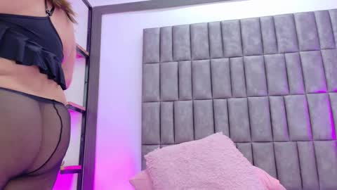 Mery Stone online show from February 19, 7:29 am