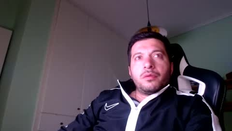 Snapshot of metalic18 chatting on September 28, 10:30 pm FunnyTimeHere online show from September 28, 10:30 pm