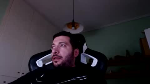 Snapshot of metalic18 chatting on September 21, 11:36 am FunnyTimeHere online show from September 21, 11:36 am