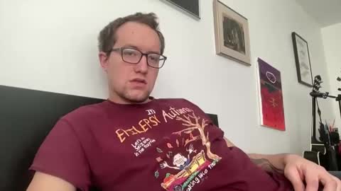 metallica92786 online show from February 18, 7:41 pm