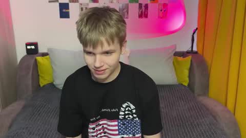 Arthur online show from March 7, 7:58 pm