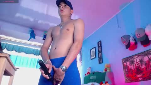 Jhon online show from October 17, 8:57 pm