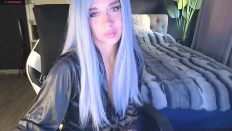 vollmond online show from October 2, 5:06 am