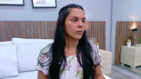 Mia Bellefort online show from March 18, 9:09 pm