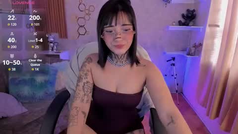 Mia online show from March 9, 10:03 pm