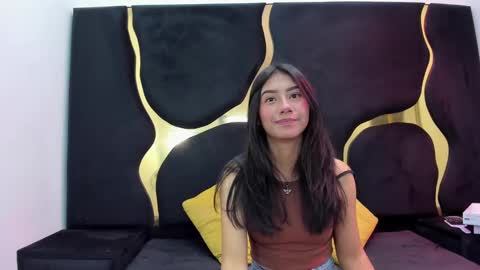 Snapshot of mia_clark18 chatting on October 14, 4:21 pm mia_clark18 online show from October 14, 4:21 pm