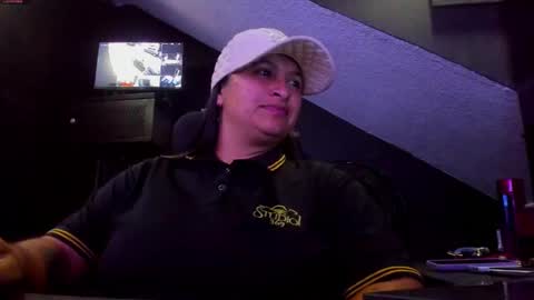 Snapshot of mia_daniela_ chatting on September 17, 10:57 pm Mia daniela  online show from September 17, 10:57 pm