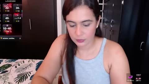 Mia online show from October 5, 2:09 am