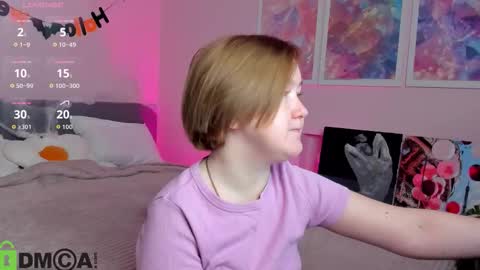 Mia online show from November 1, 2:01 am