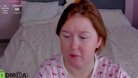 Mia online show from November 18, 3:09 am