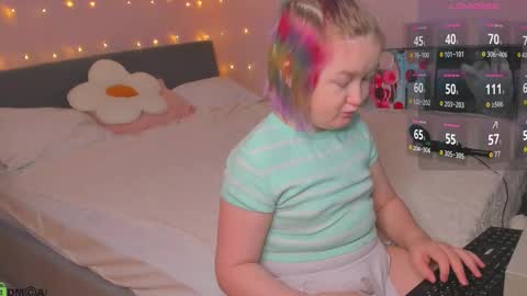 Mia online show from February 3, 6:40 am